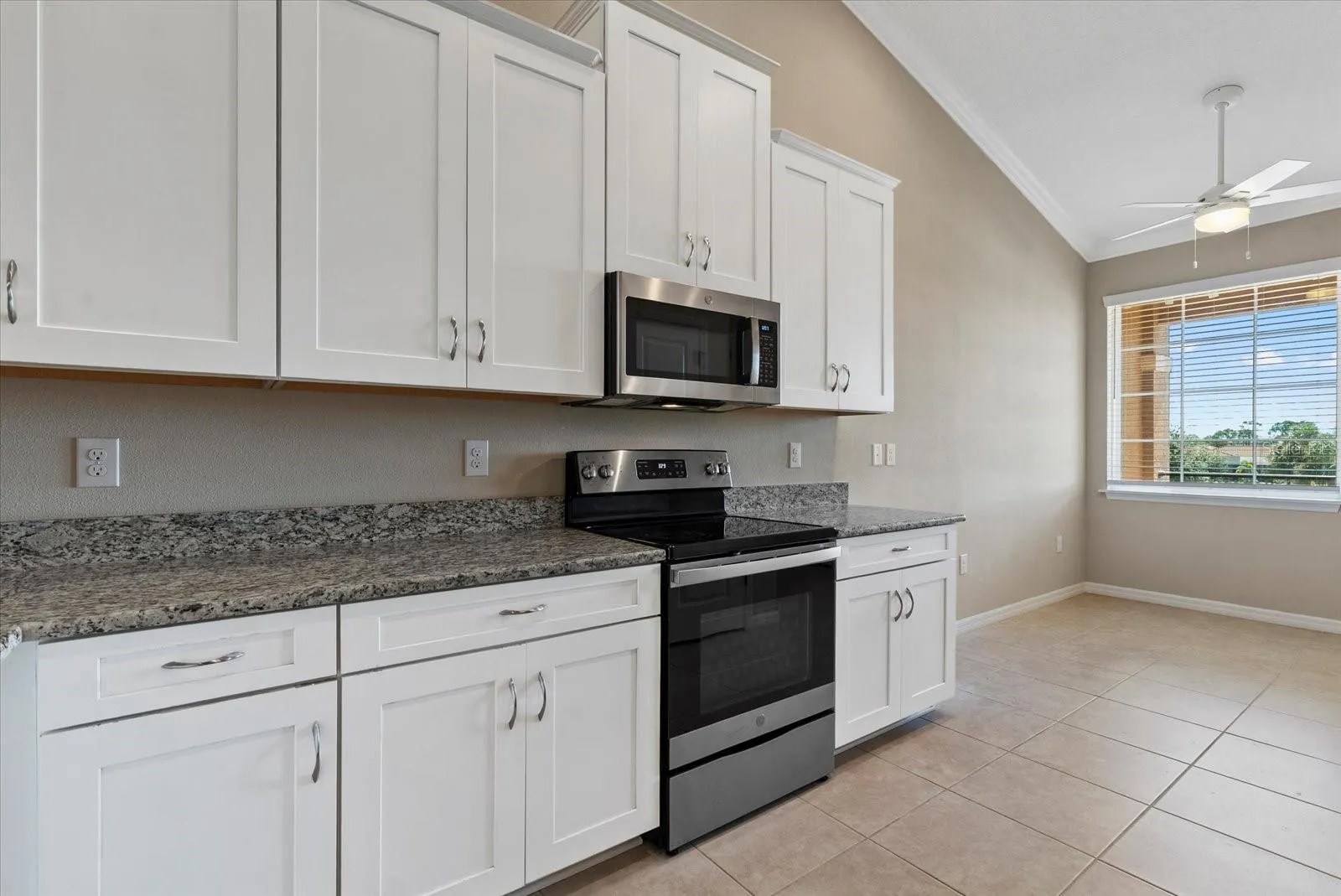 12401 OSORIO CT #203, #203