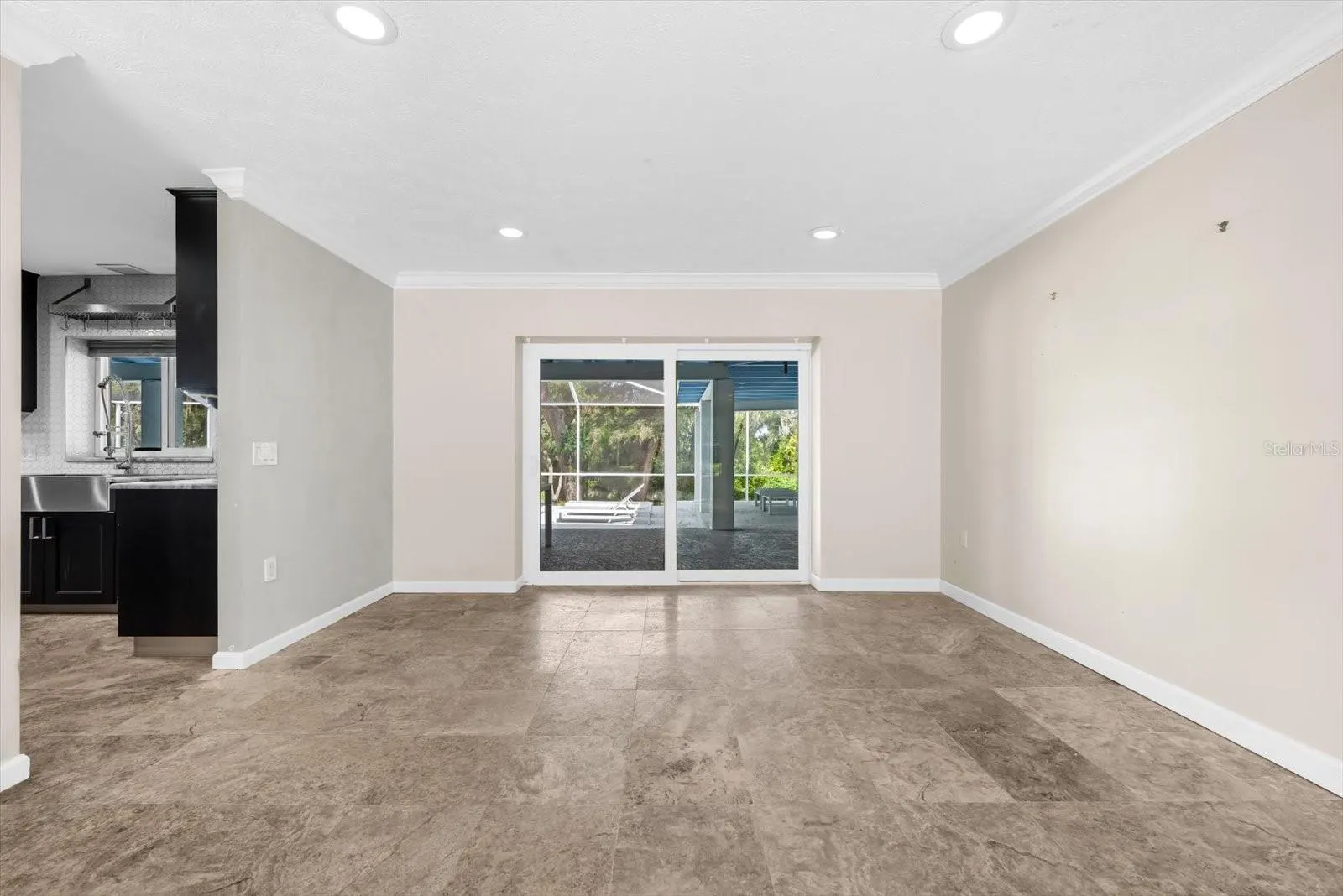 308 CAMBRIDGE PL