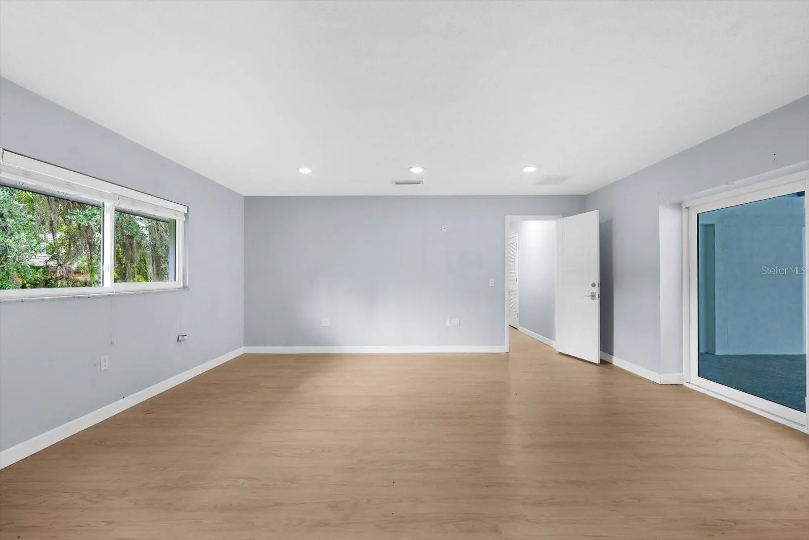 308 CAMBRIDGE PL