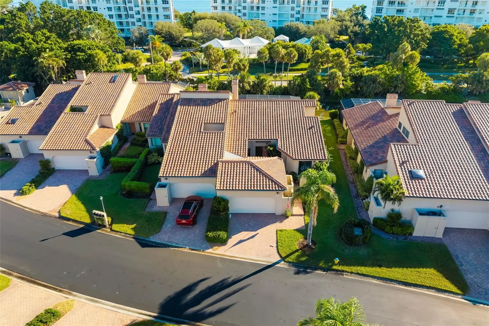 2358 HARBOUR OAKS DR
