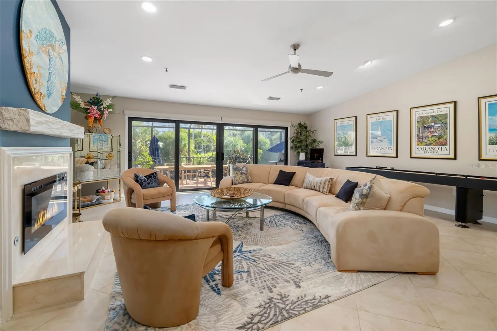 2358 HARBOUR OAKS DR