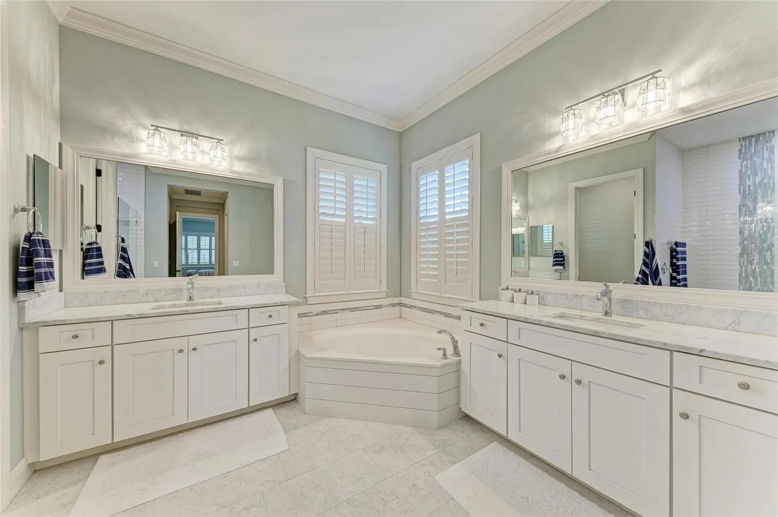 4723 SENECA PARK TRL
