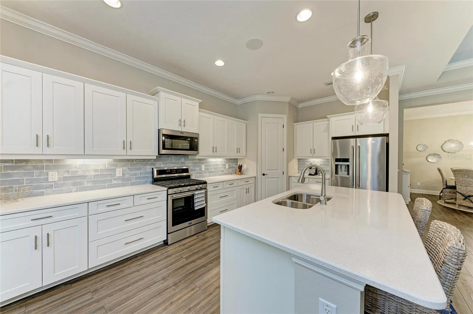 4723 SENECA PARK TRL