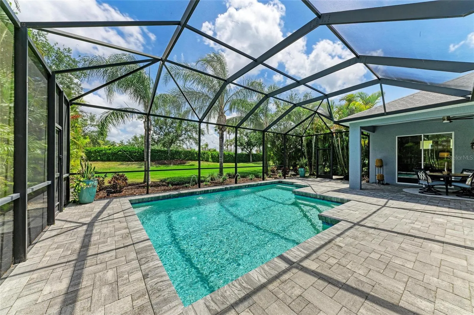 4723 SENECA PARK TRL