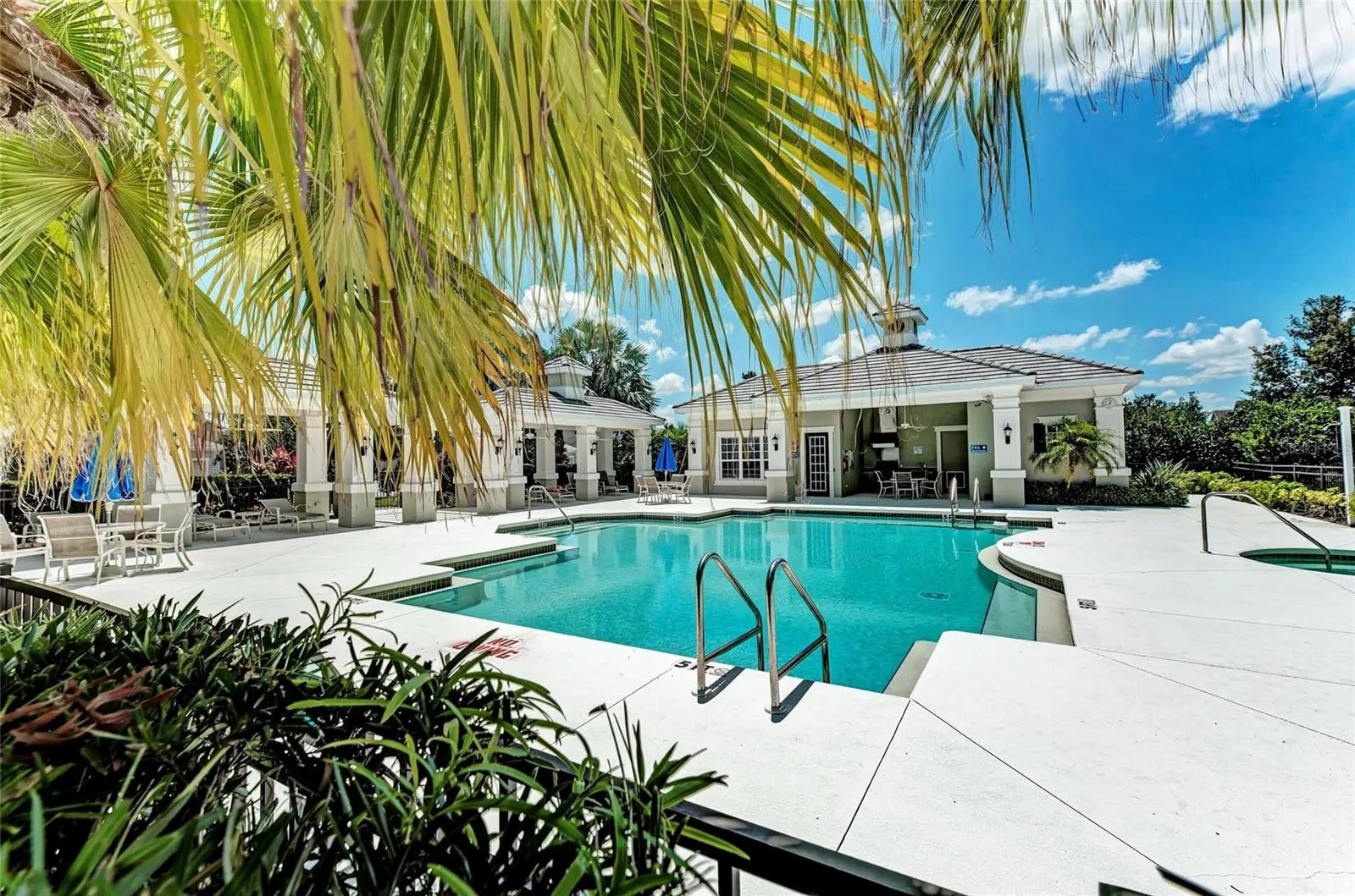 4723 SENECA PARK TRL