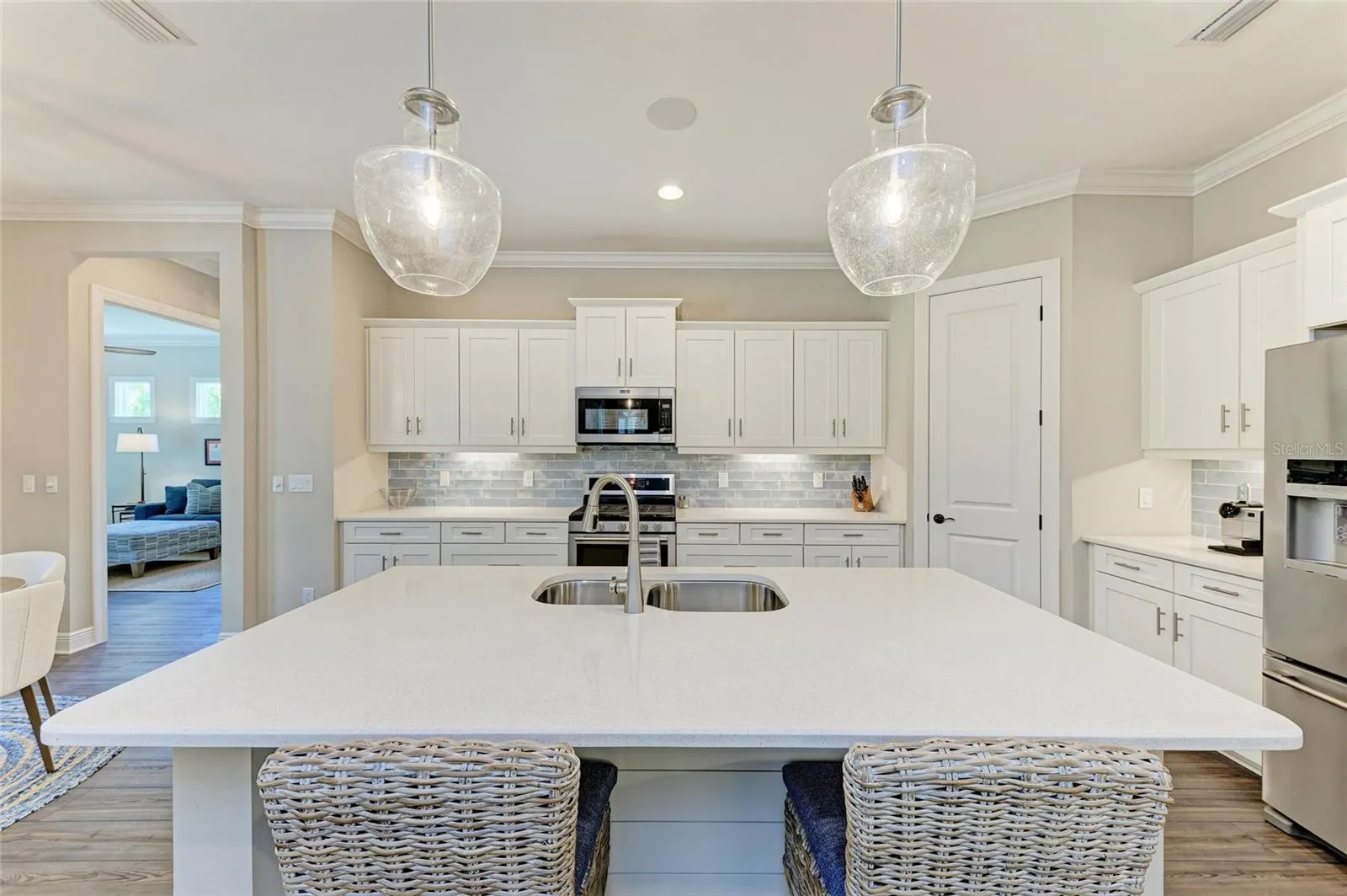 4723 SENECA PARK TRL