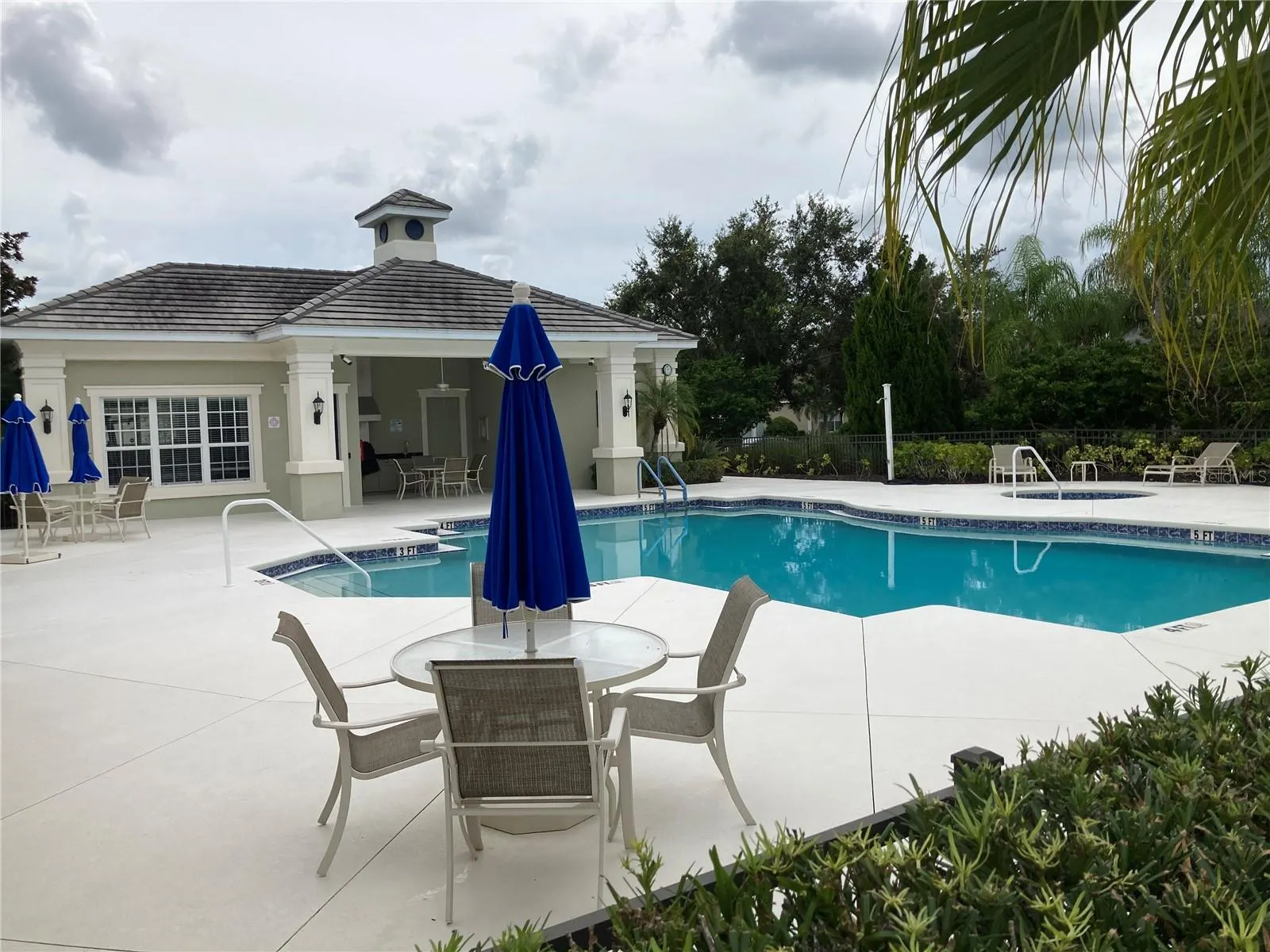 4723 SENECA PARK TRL