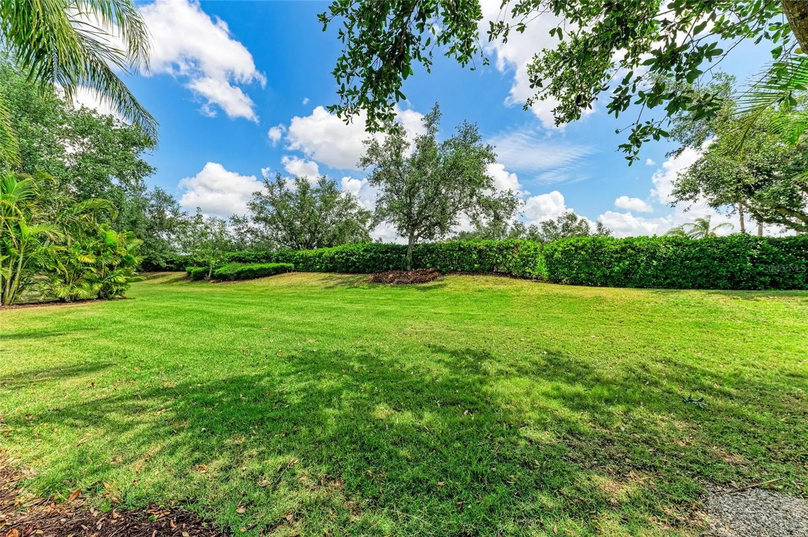 4723 SENECA PARK TRL