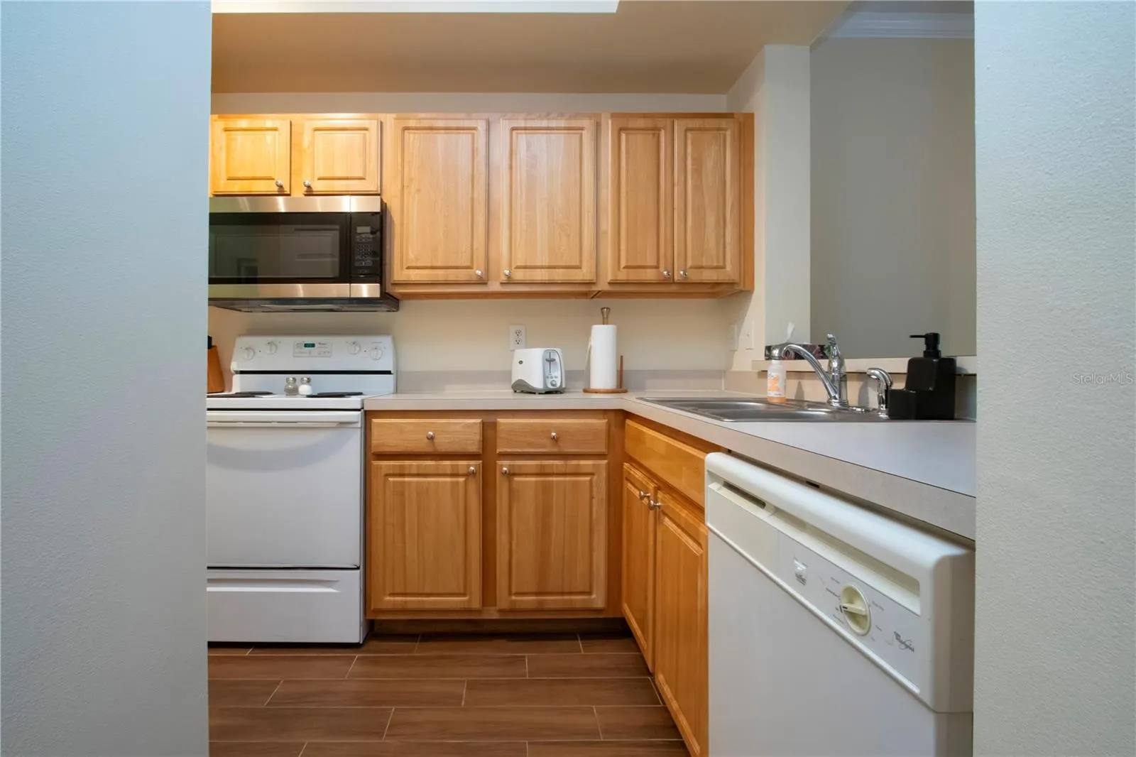 5721 BENTGRASS DR #20-208, #20-208
