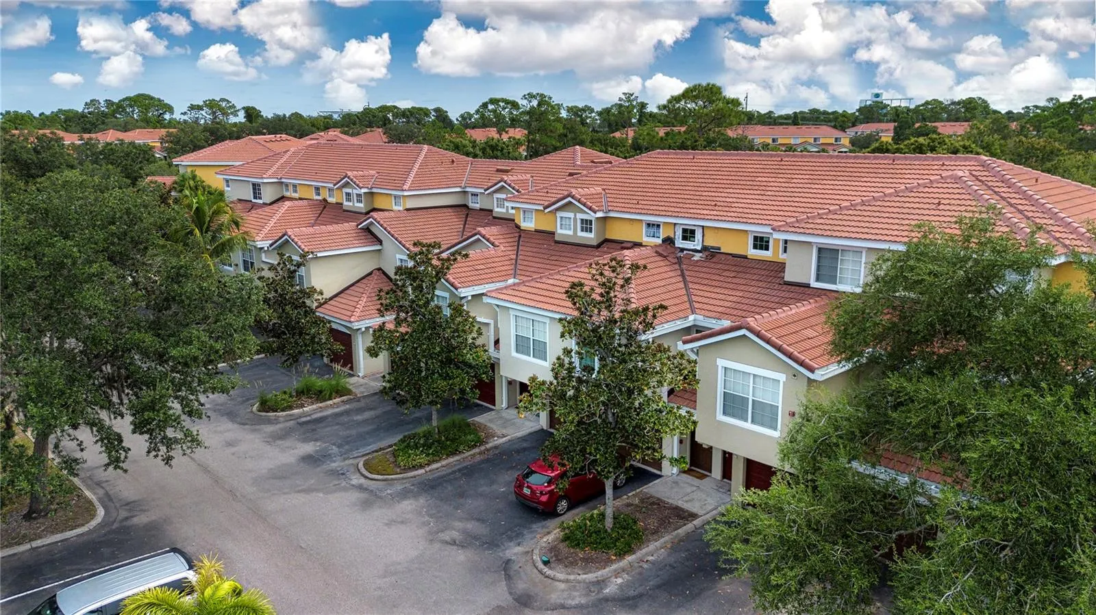 5721 BENTGRASS DR #20-208, #20-208