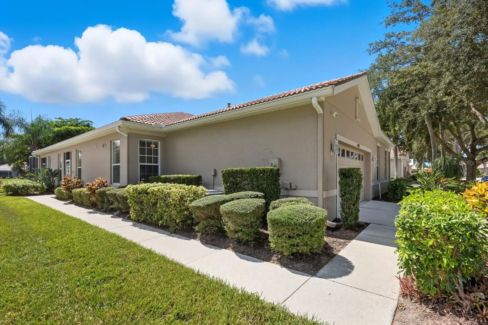 4470 KARIBA LAKE TER
