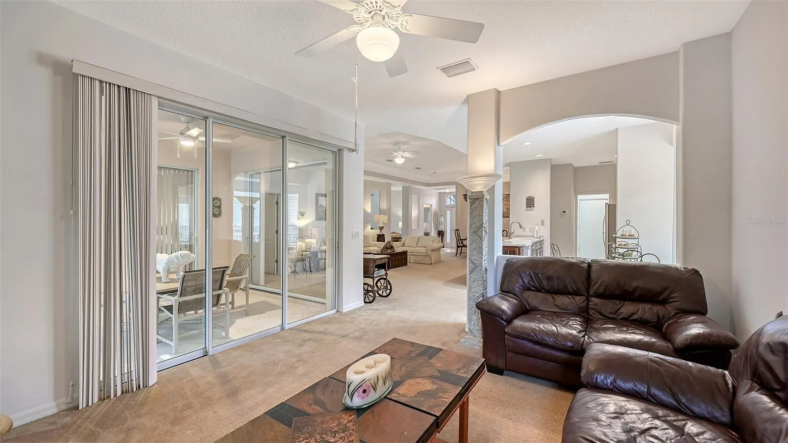 6734 W COUNTRY CLUB LN