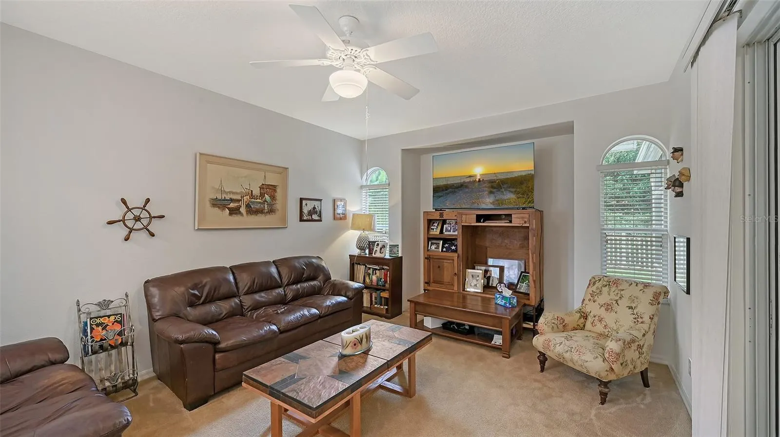 6734 W COUNTRY CLUB LN