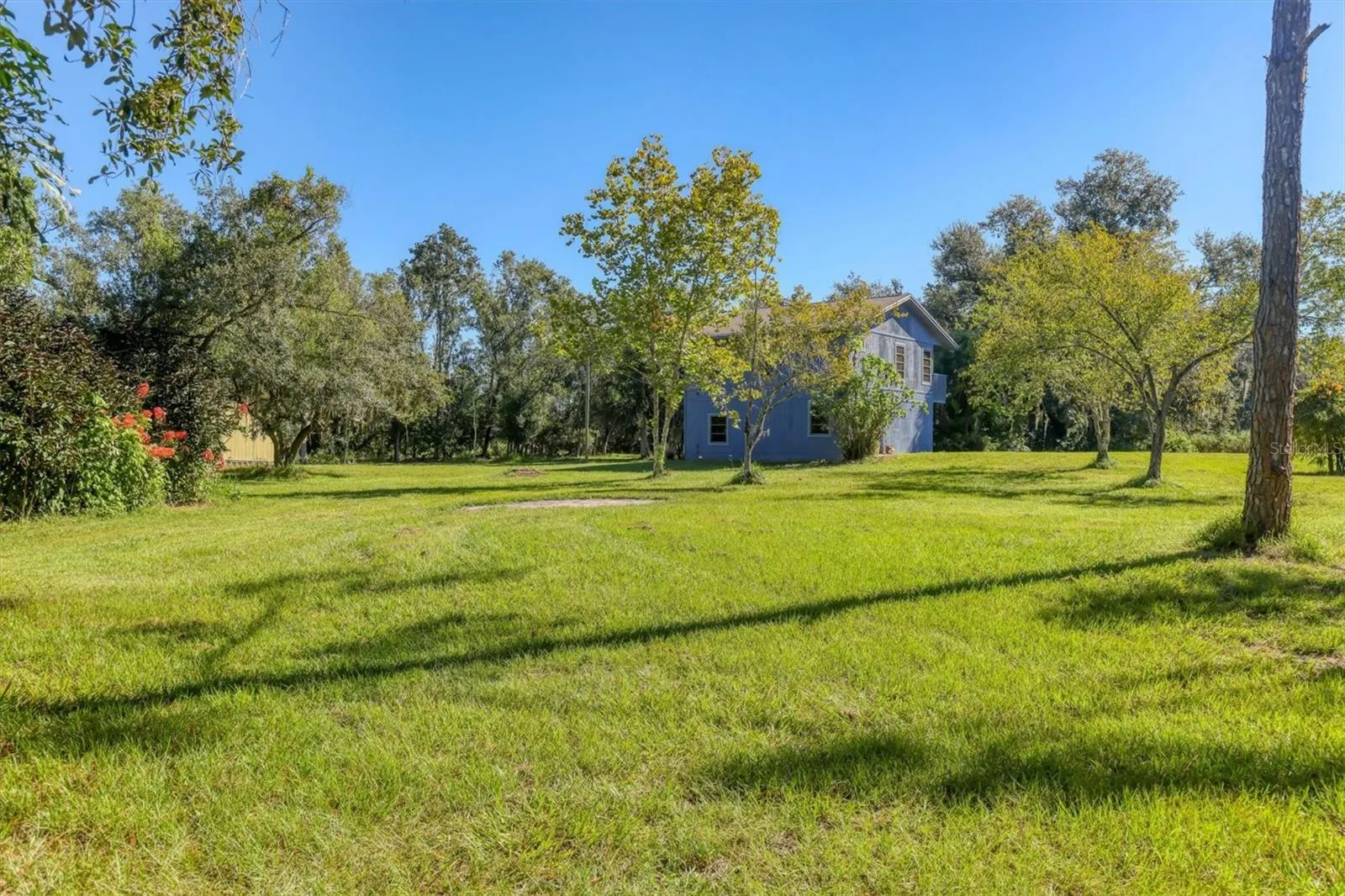 2230 MYAKKA RD