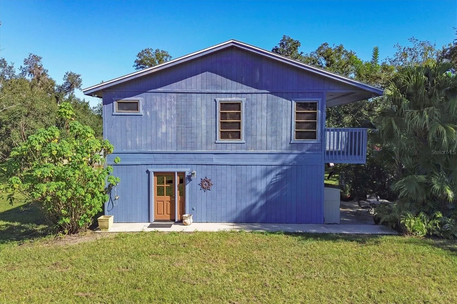 2230 MYAKKA RD