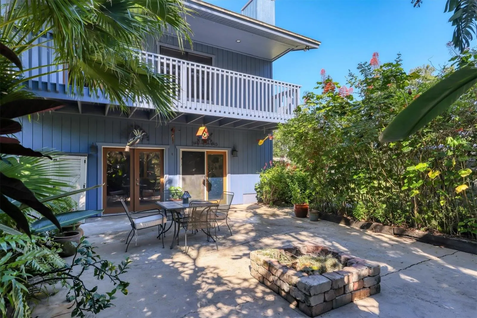 2230 MYAKKA RD