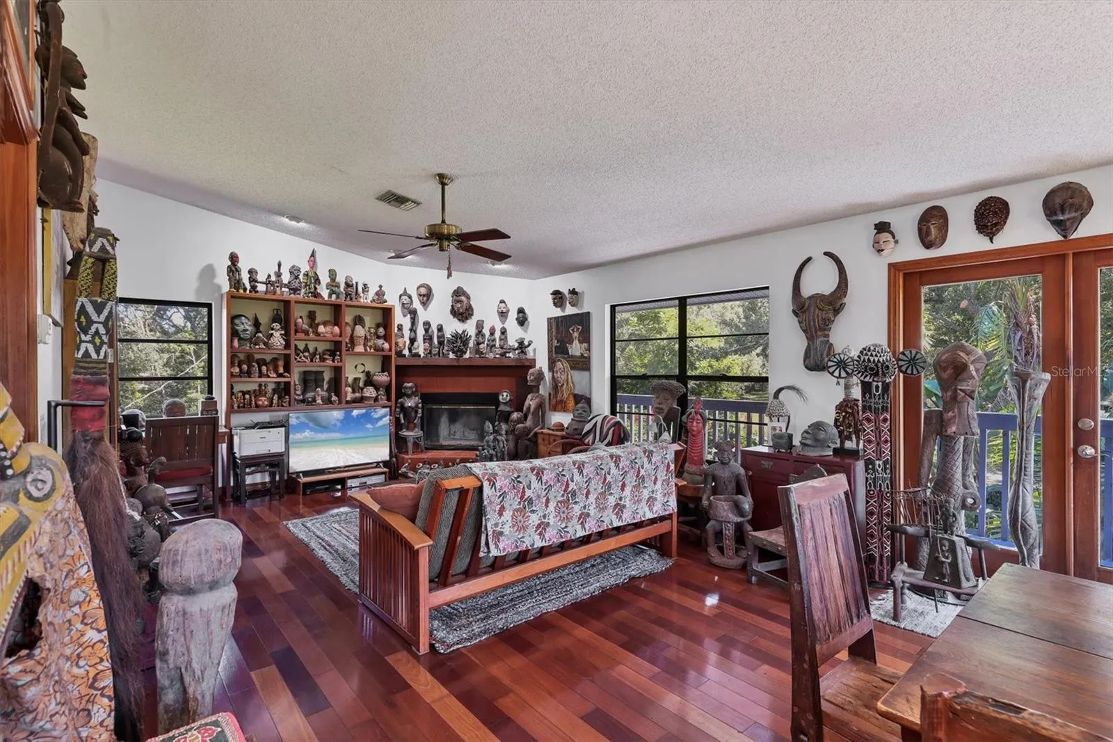 2230 MYAKKA RD