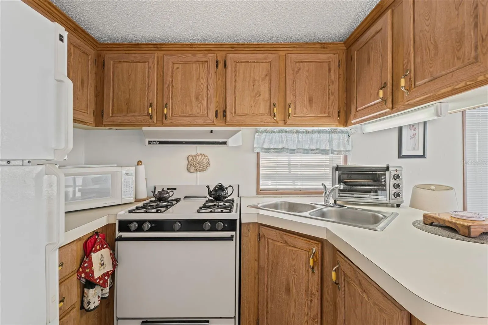 26 MONTEGO DR #A, #A