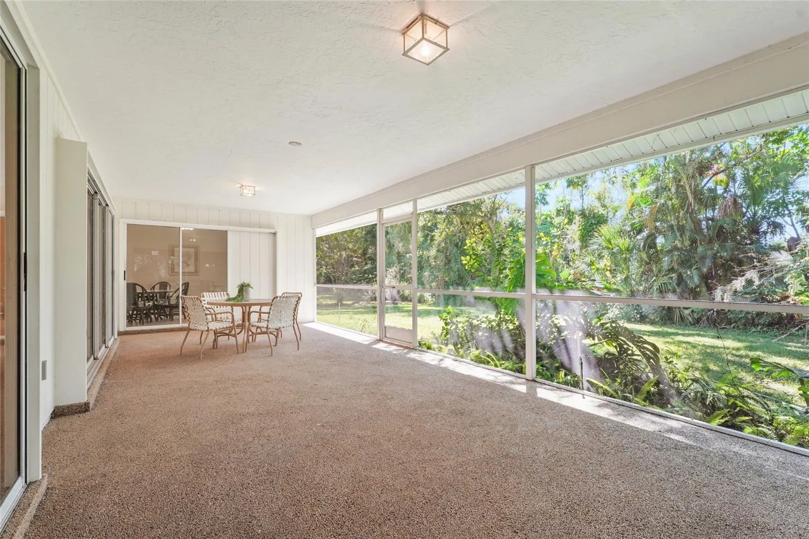 4420 OAK VIEW DR