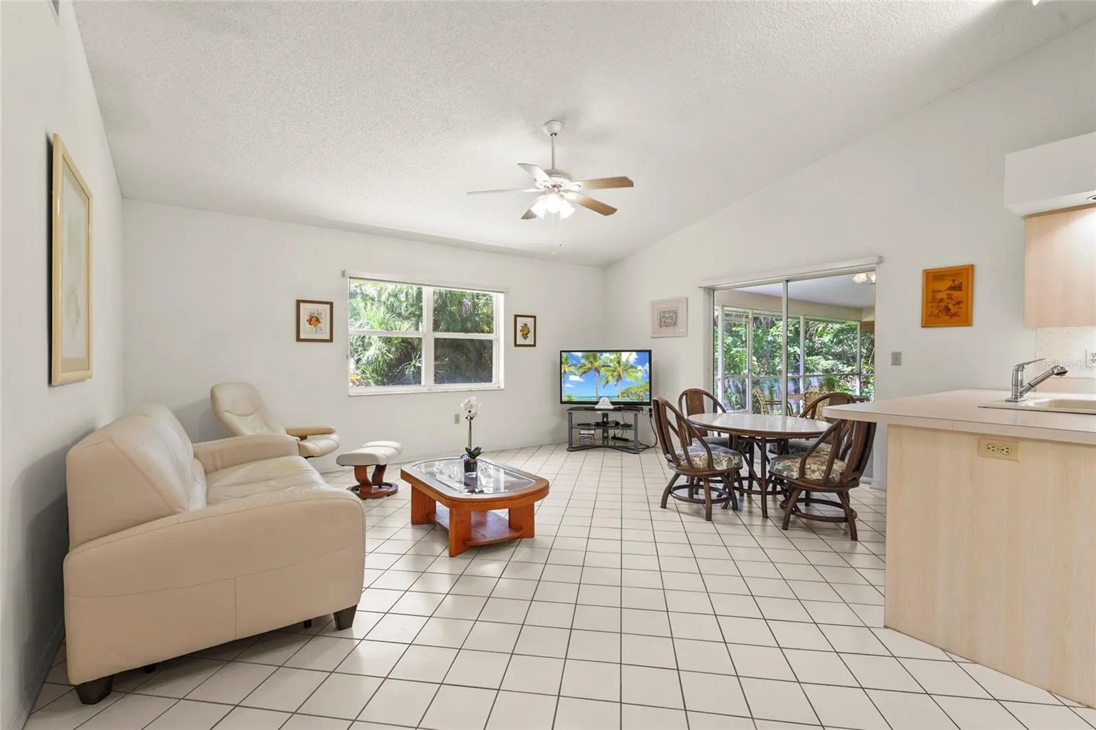 4420 OAK VIEW DR
