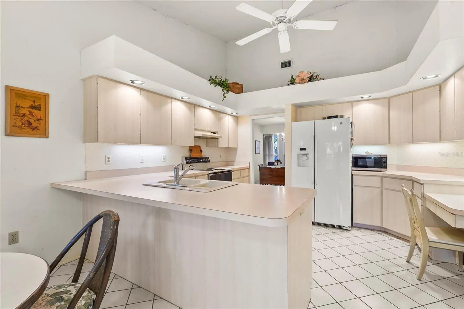 4420 OAK VIEW DR