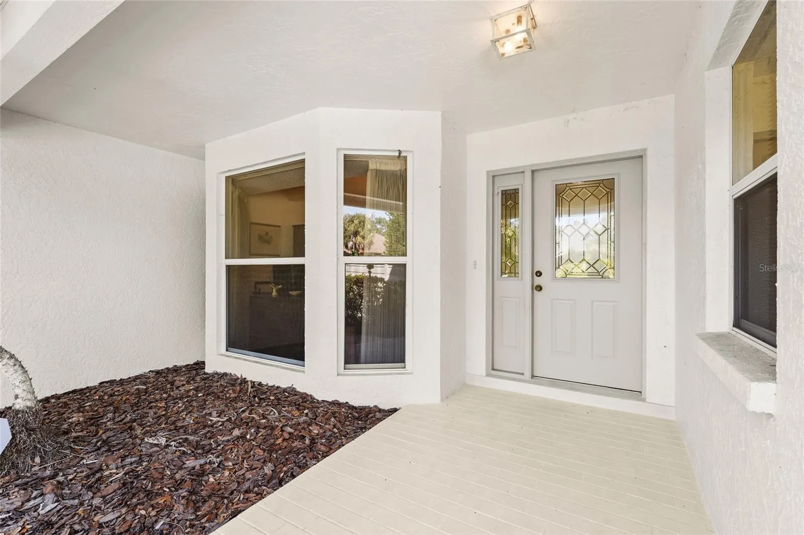 4420 OAK VIEW DR
