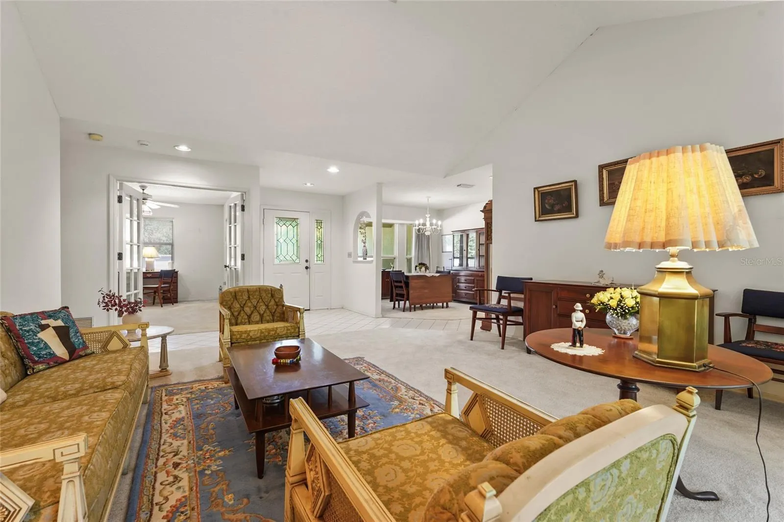 4420 OAK VIEW DR