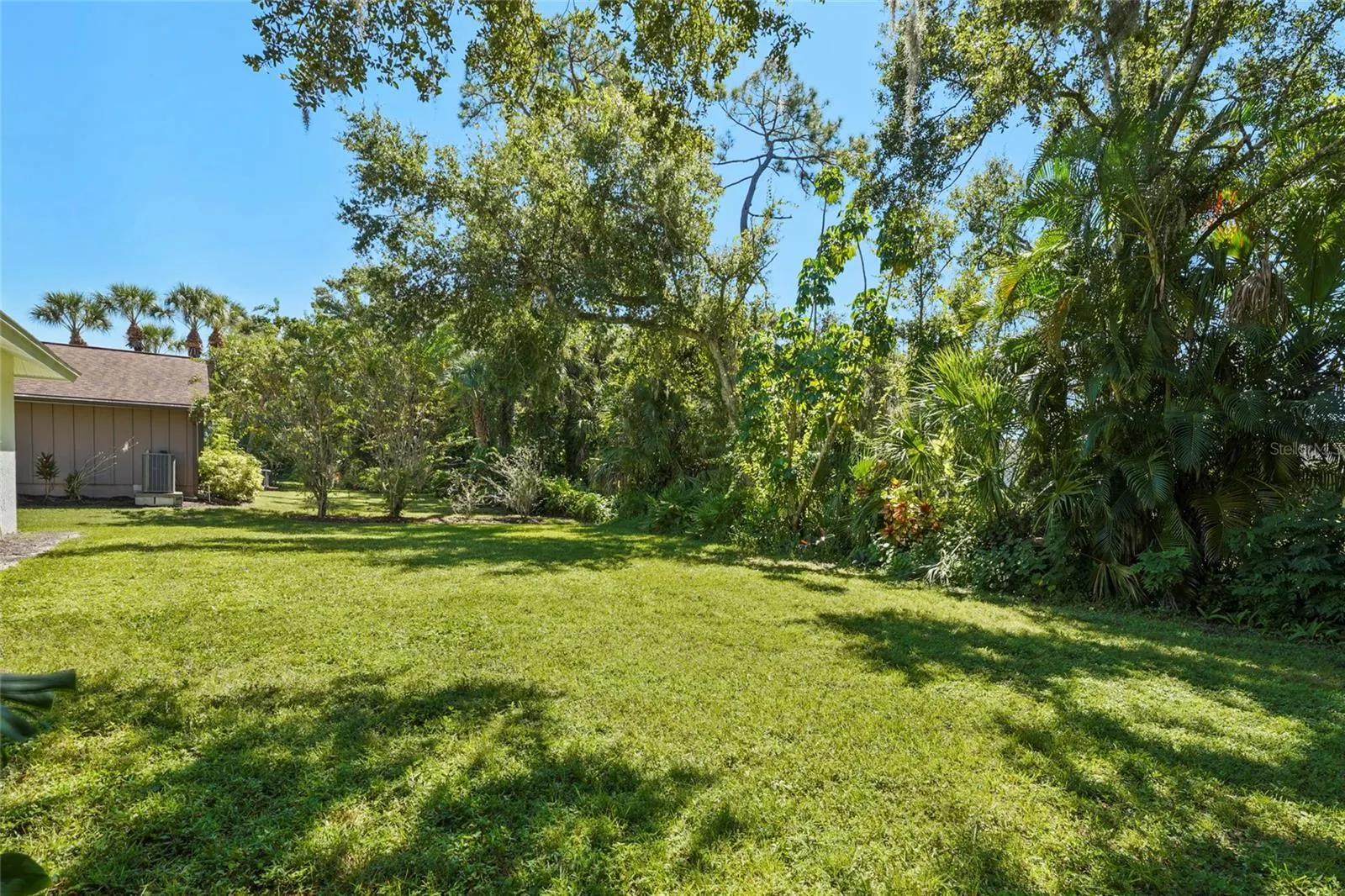 4420 OAK VIEW DR