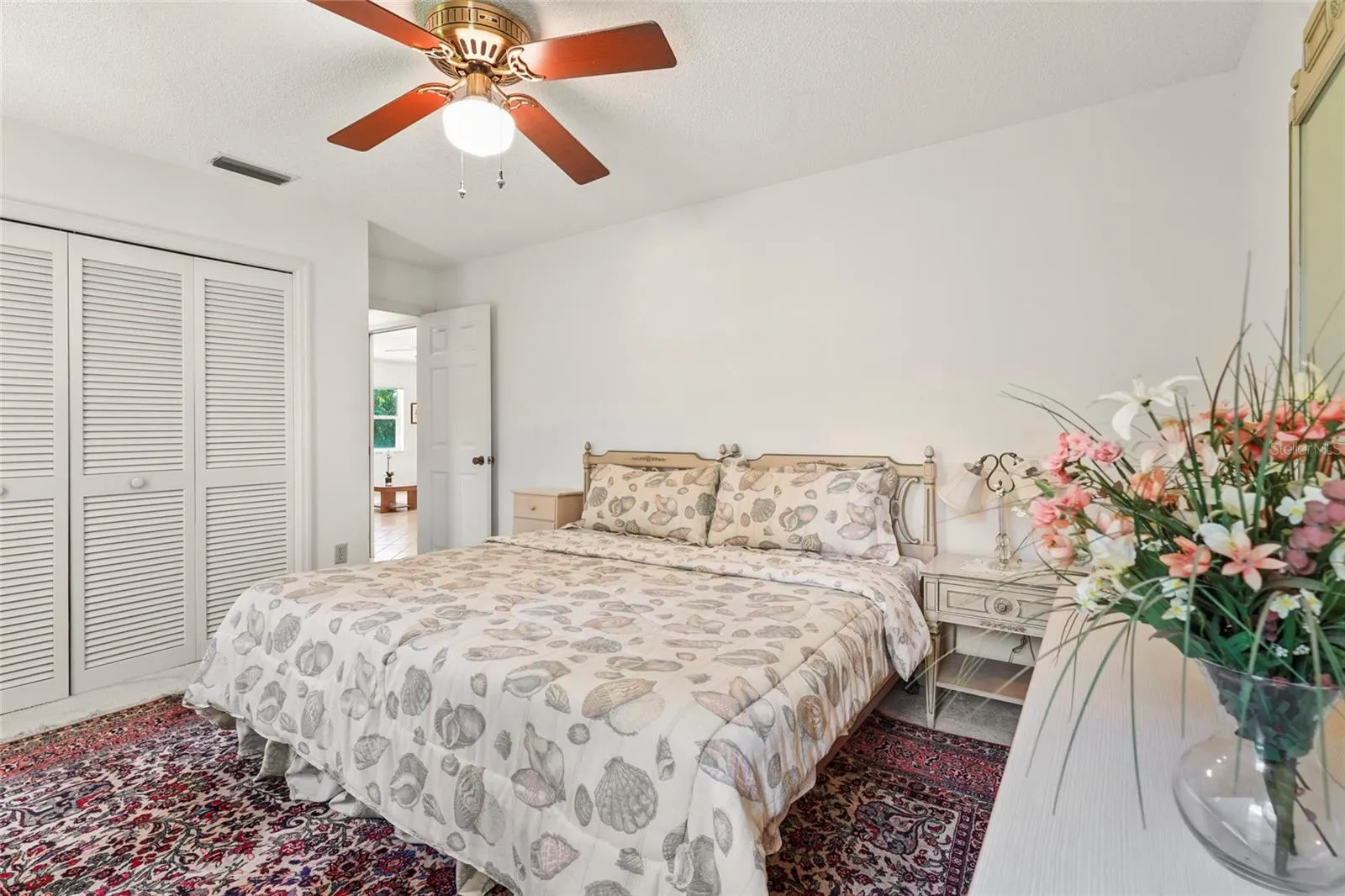 4420 OAK VIEW DR