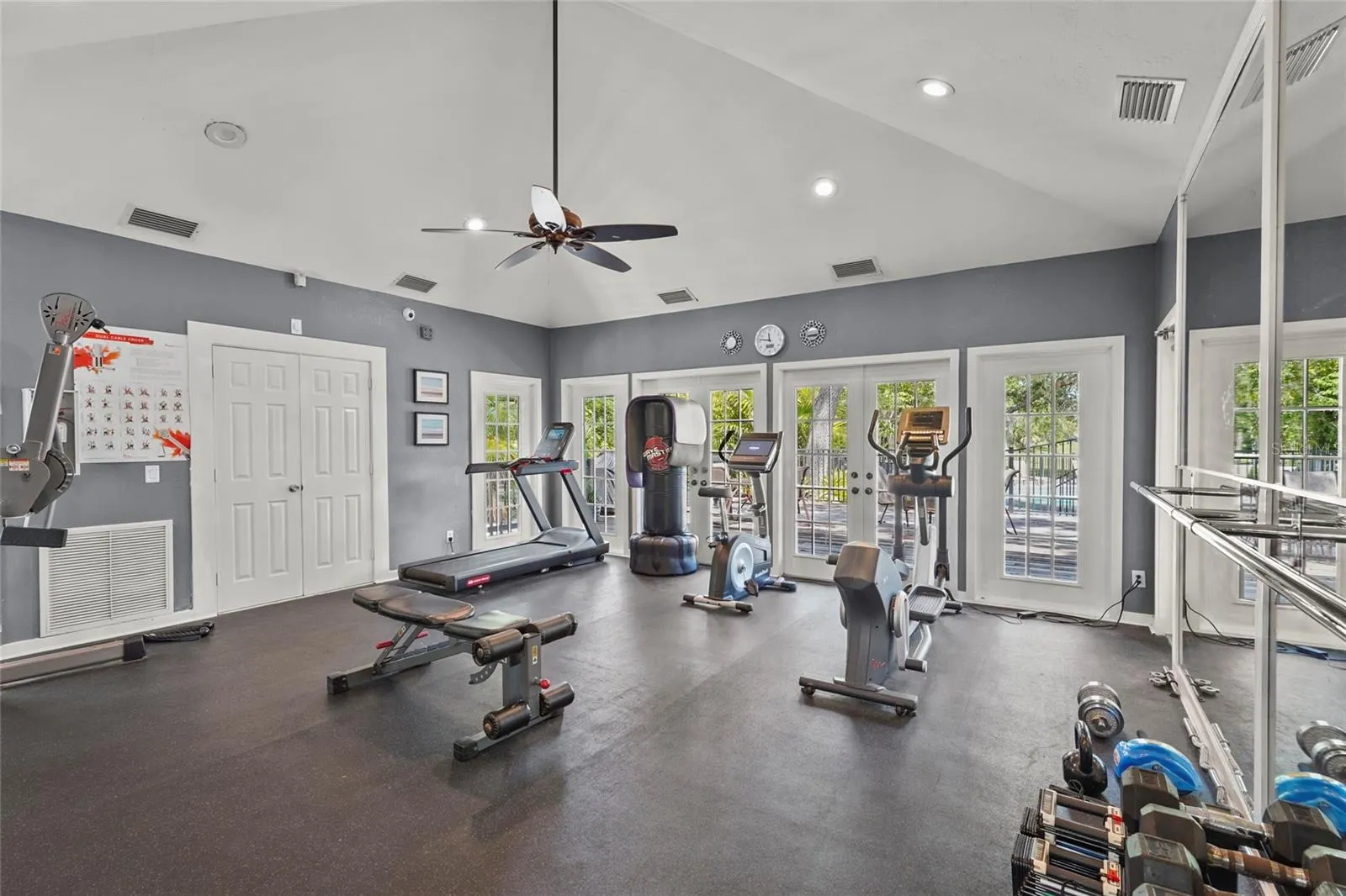 4420 OAK VIEW DR