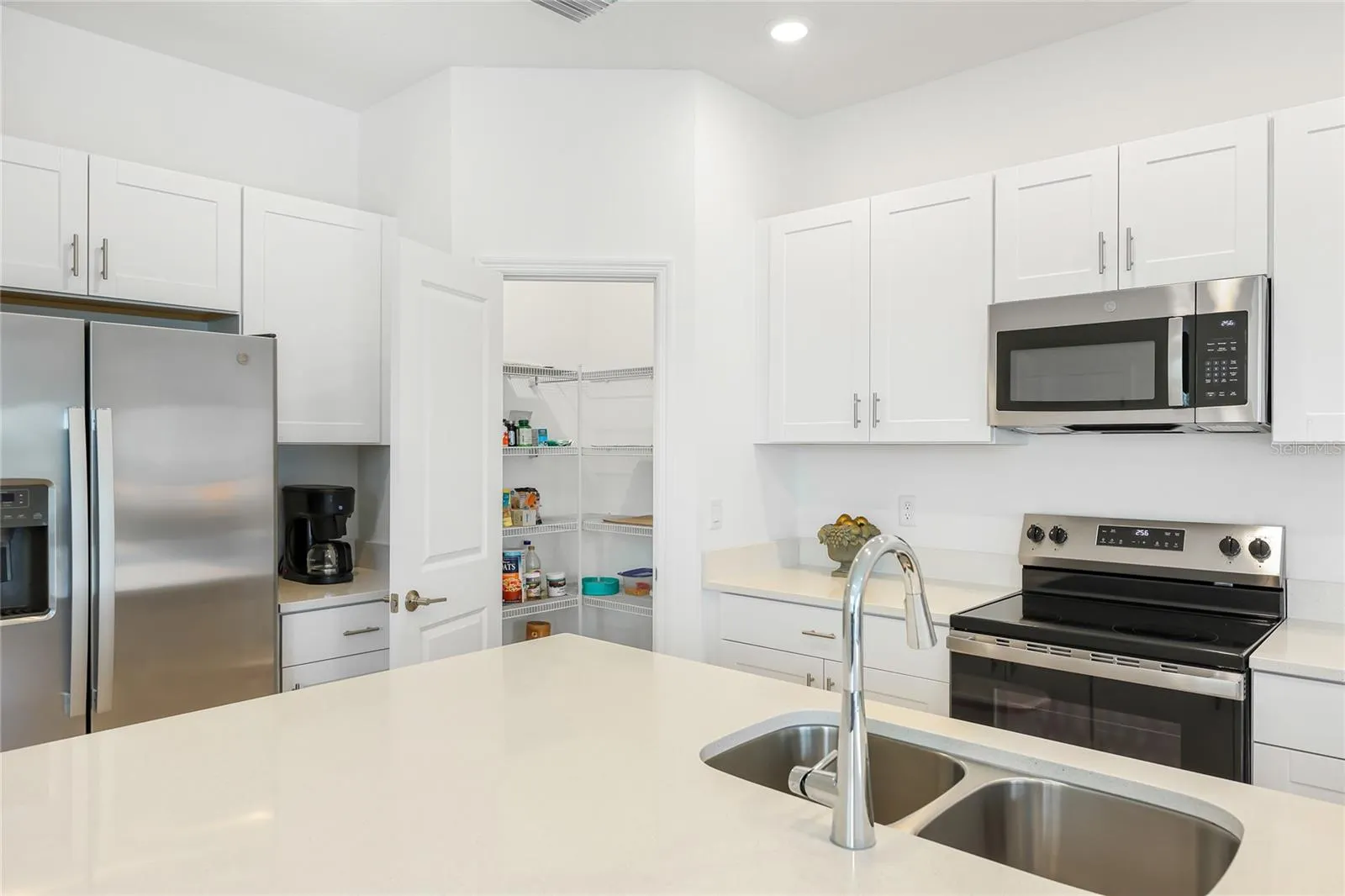 3039 NOVARA LN