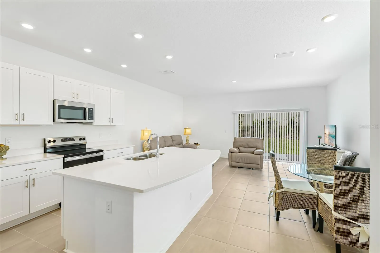 3039 NOVARA LN