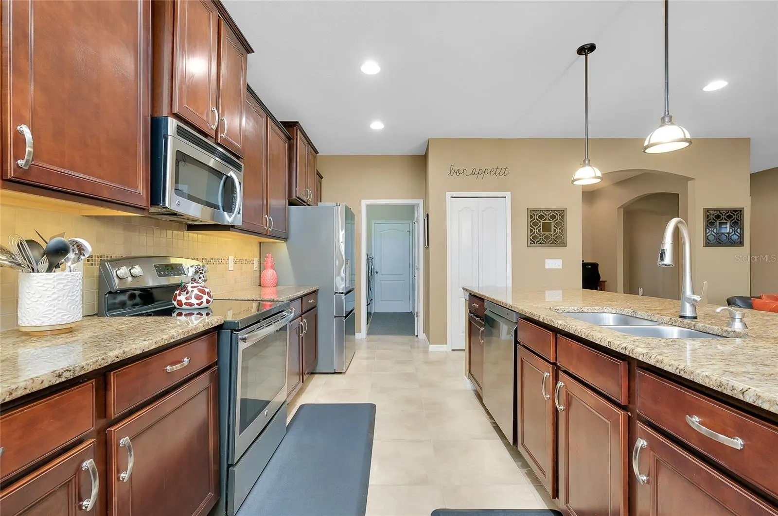 5438 CARTAGENA DR