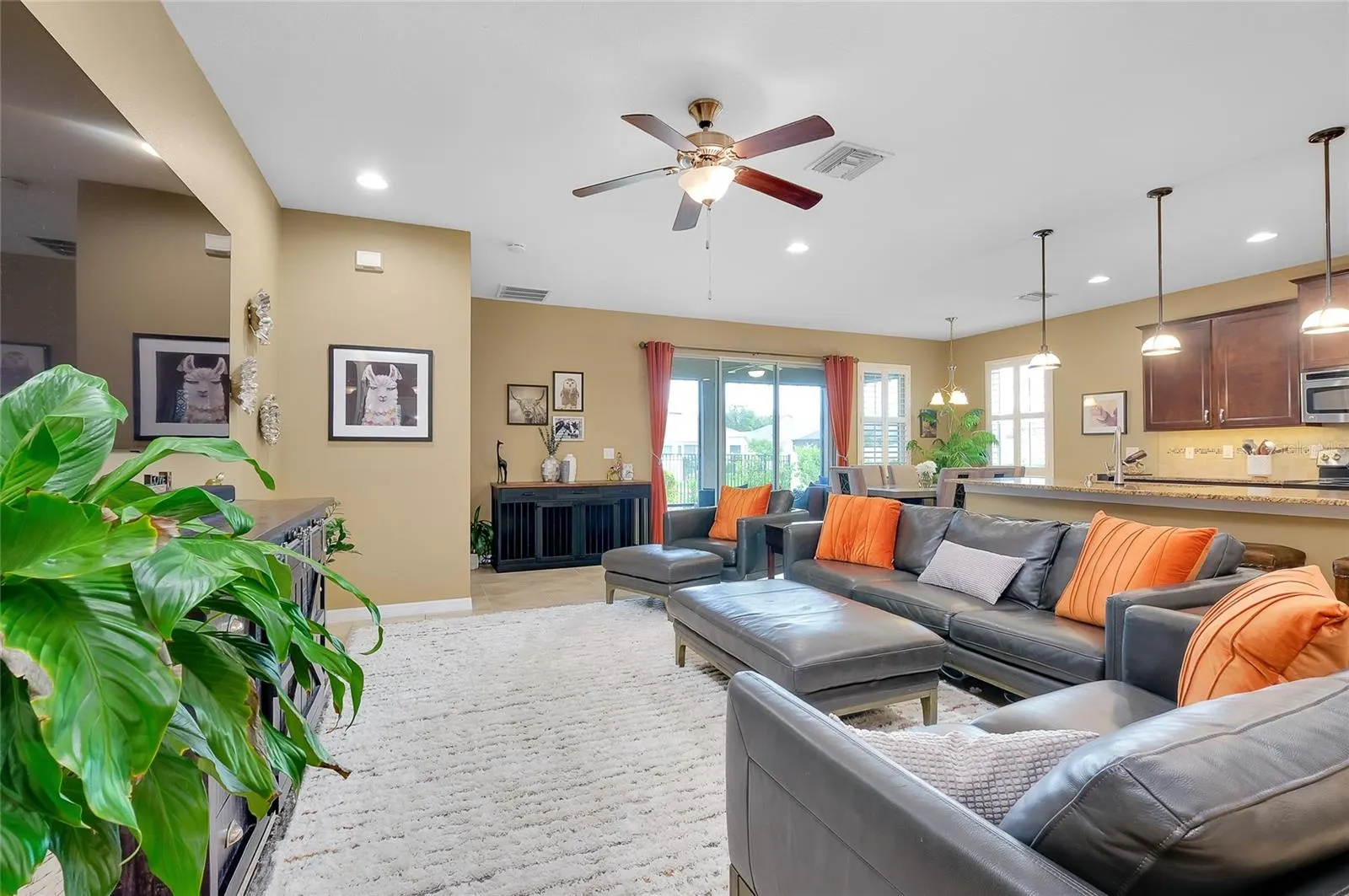 5438 CARTAGENA DR