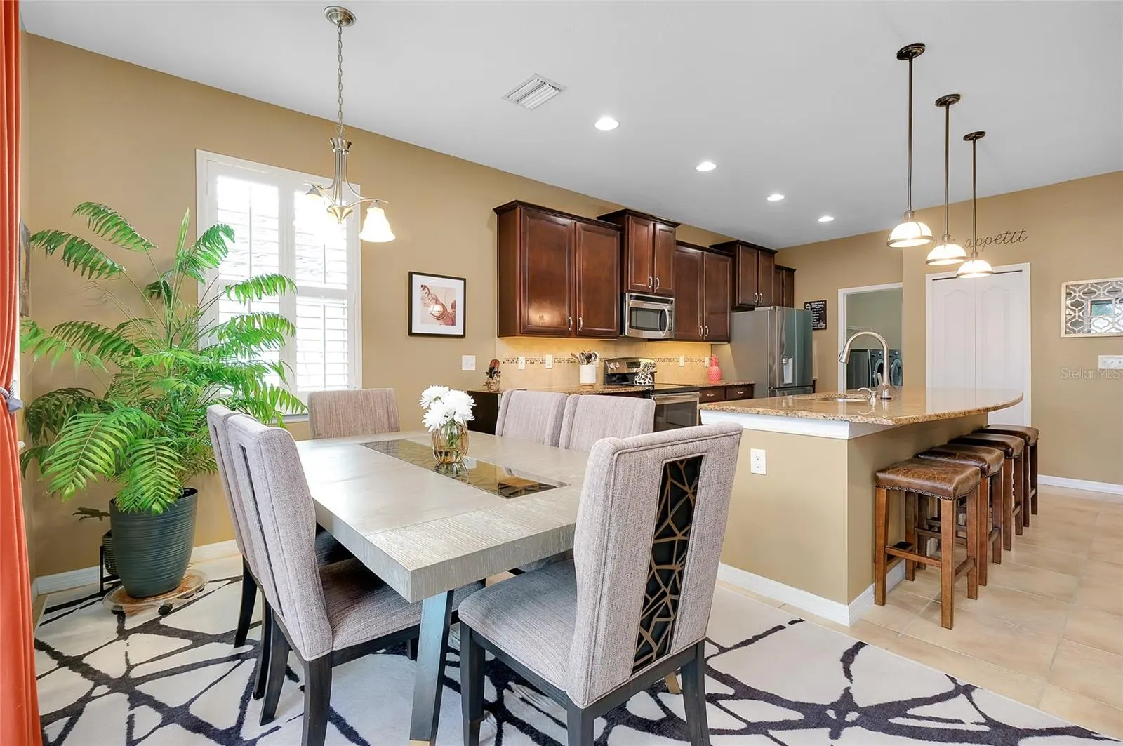 5438 CARTAGENA DR