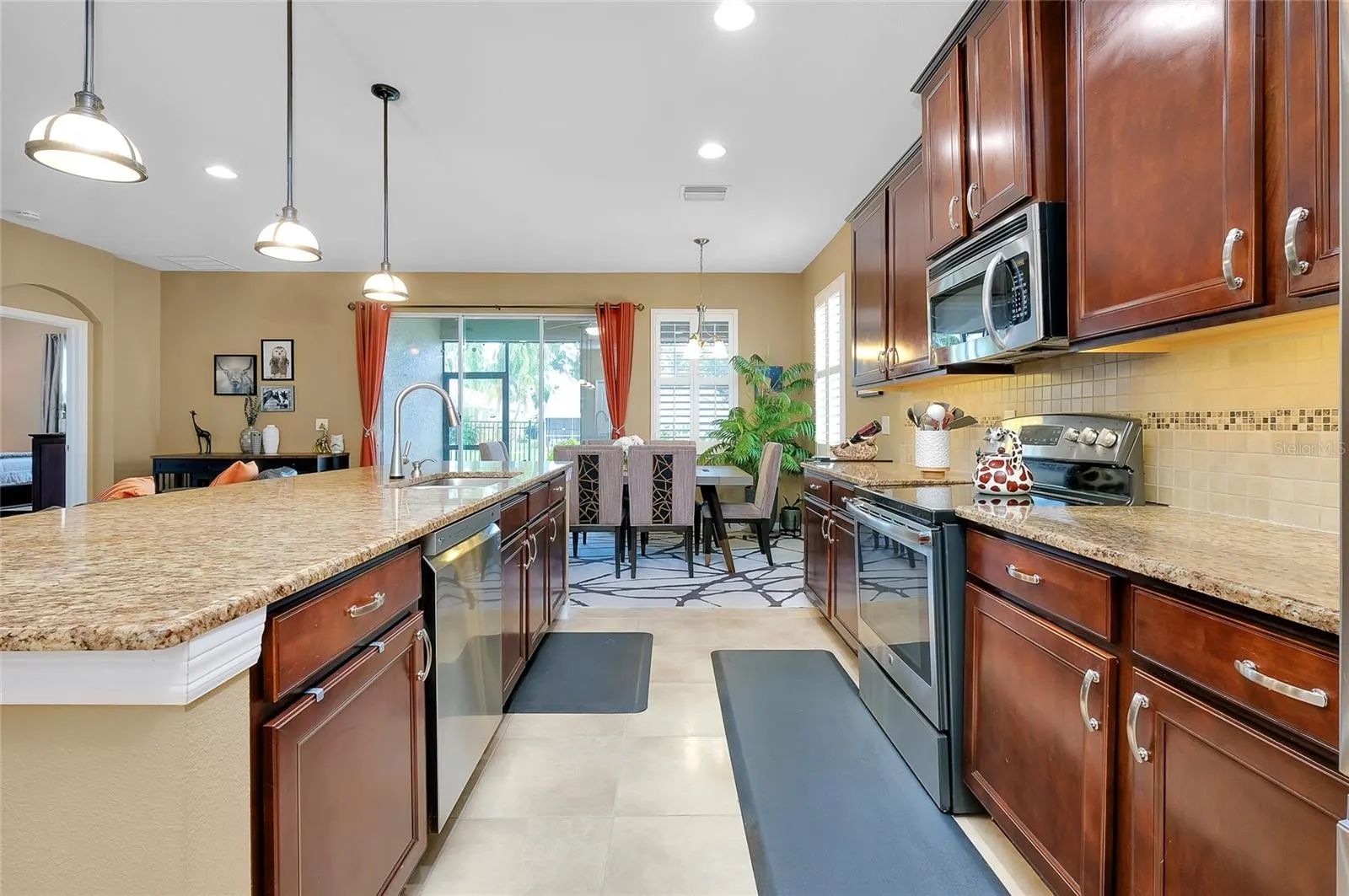 5438 CARTAGENA DR