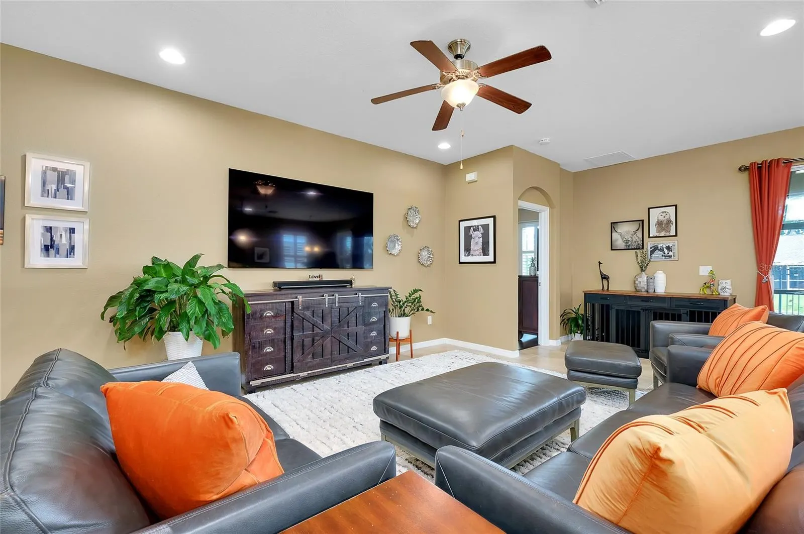5438 CARTAGENA DR