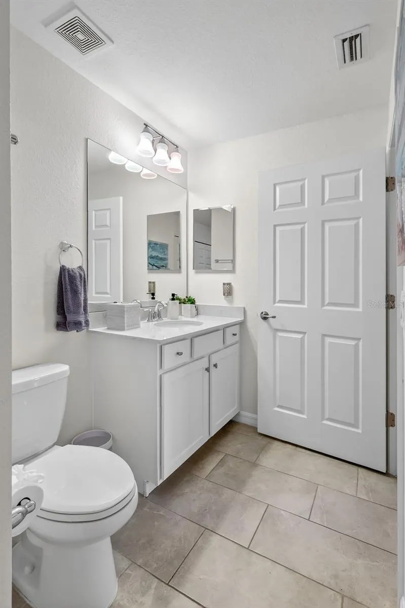 17810 GAWTHROP DR #305, #305