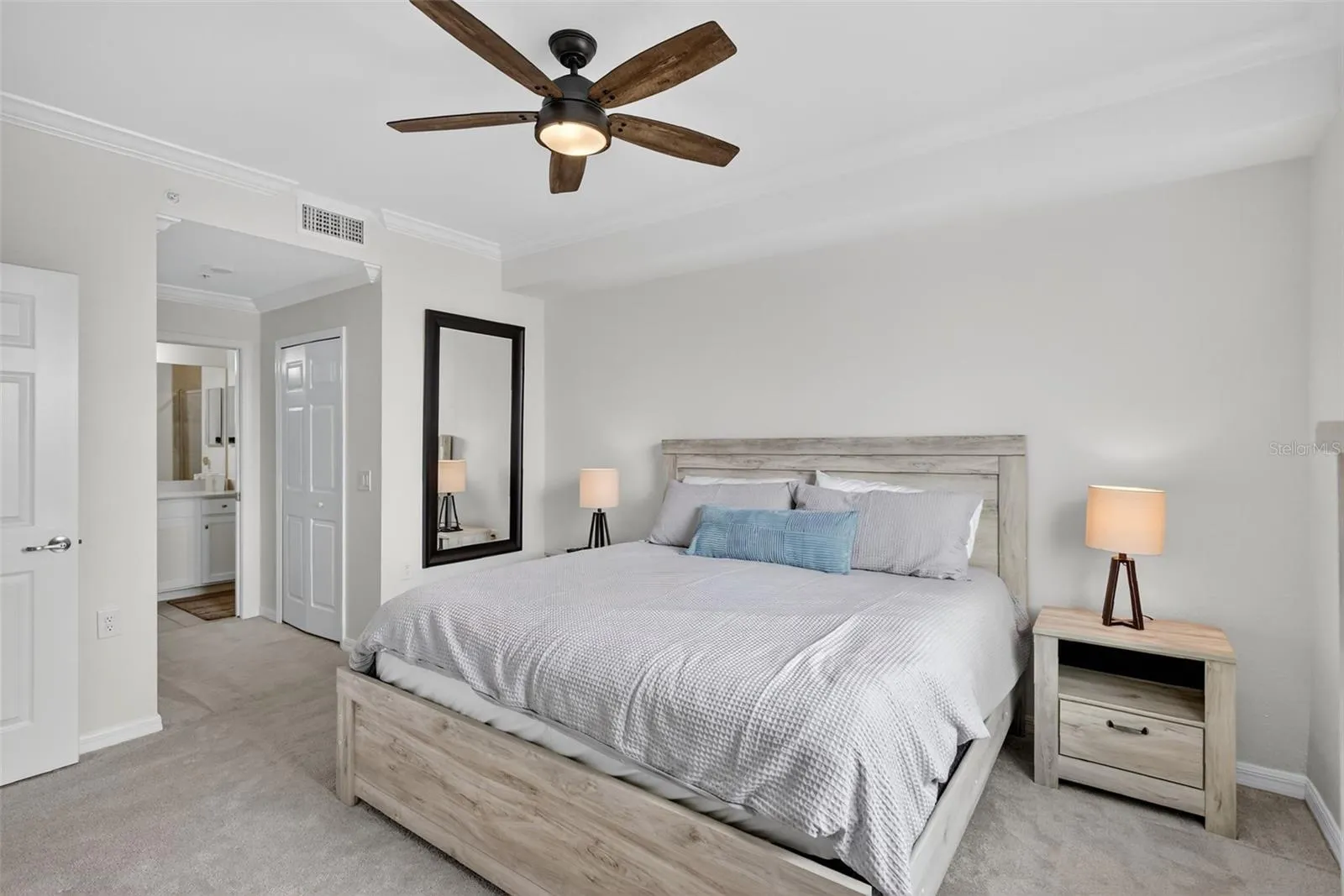 17810 GAWTHROP DR #305, #305
