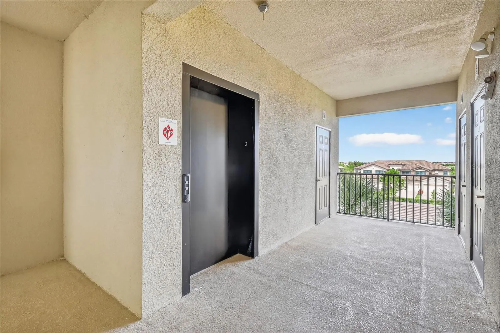 17810 GAWTHROP DR #305, #305