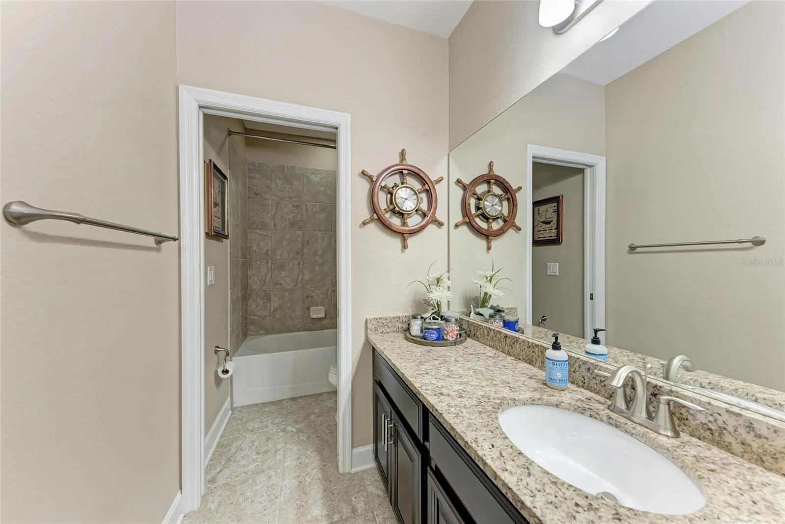 8342 NANDINA DR