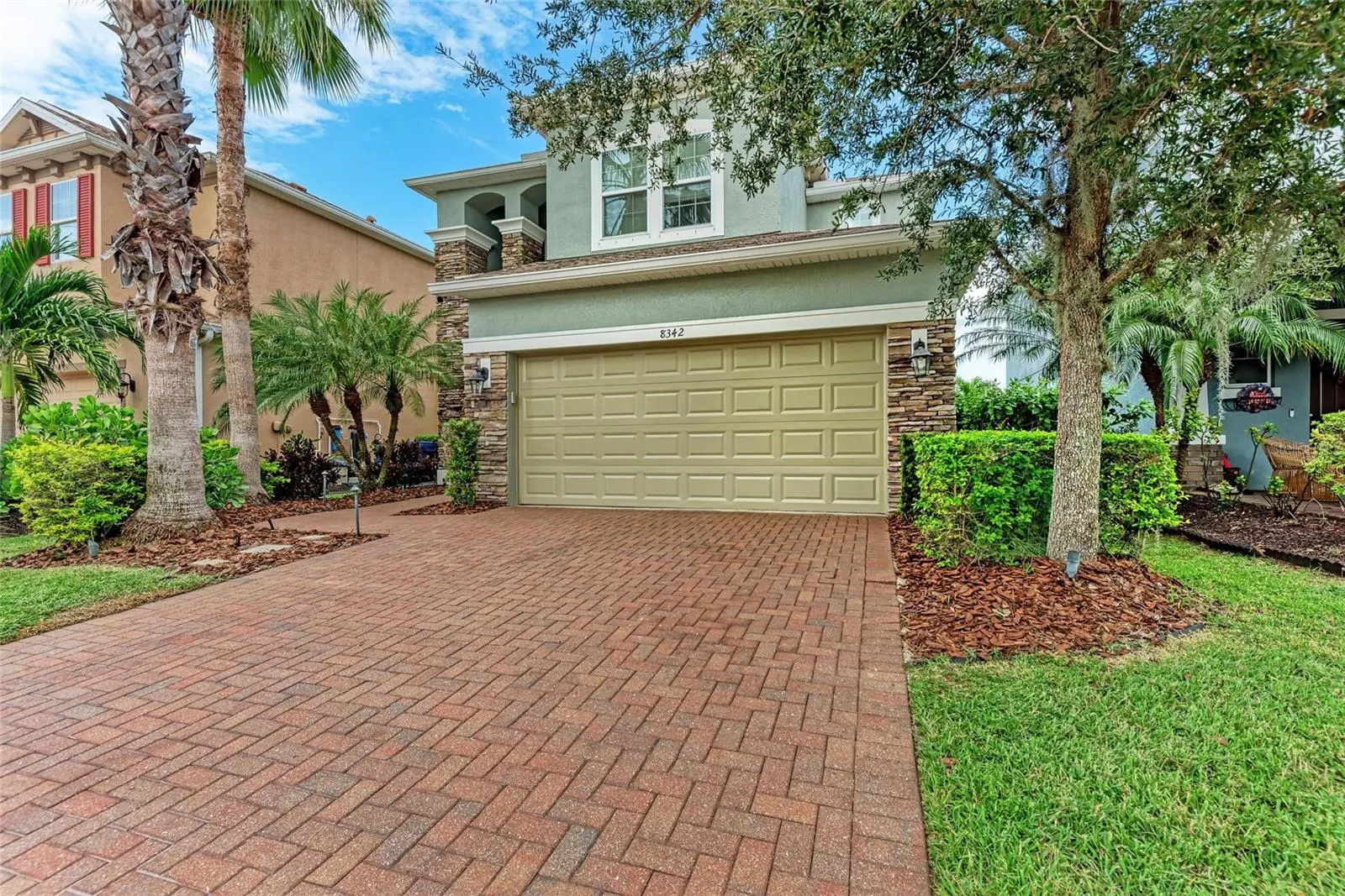 8342 NANDINA DR