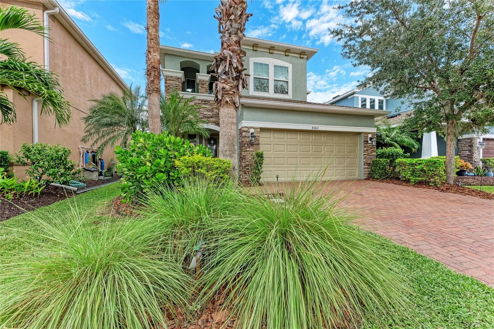 8342 NANDINA DR