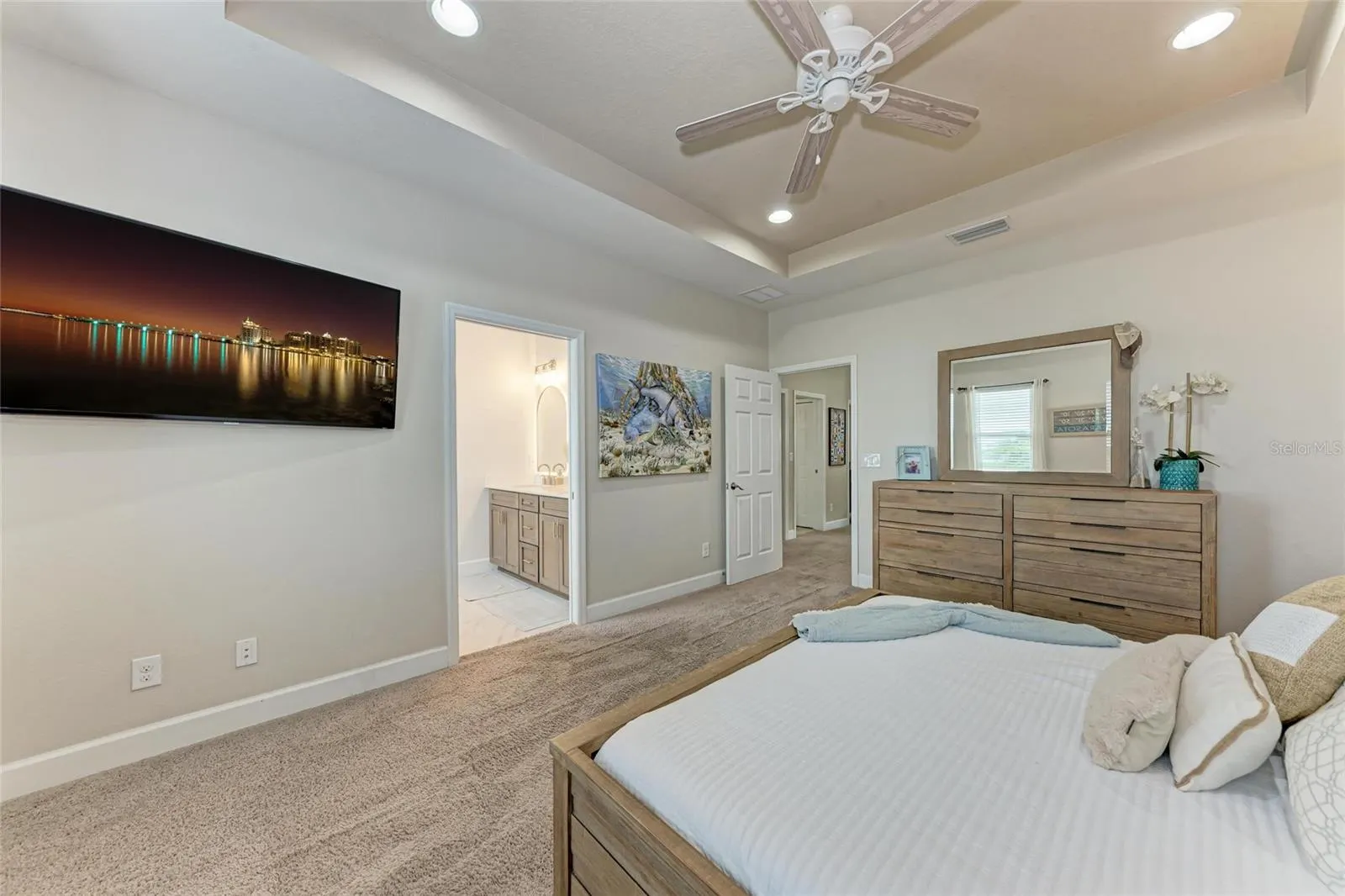 8342 NANDINA DR