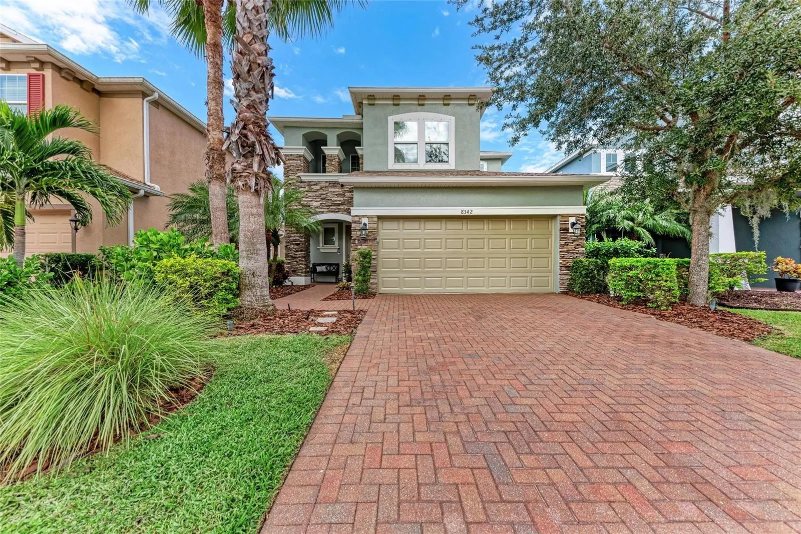 8342 NANDINA DR