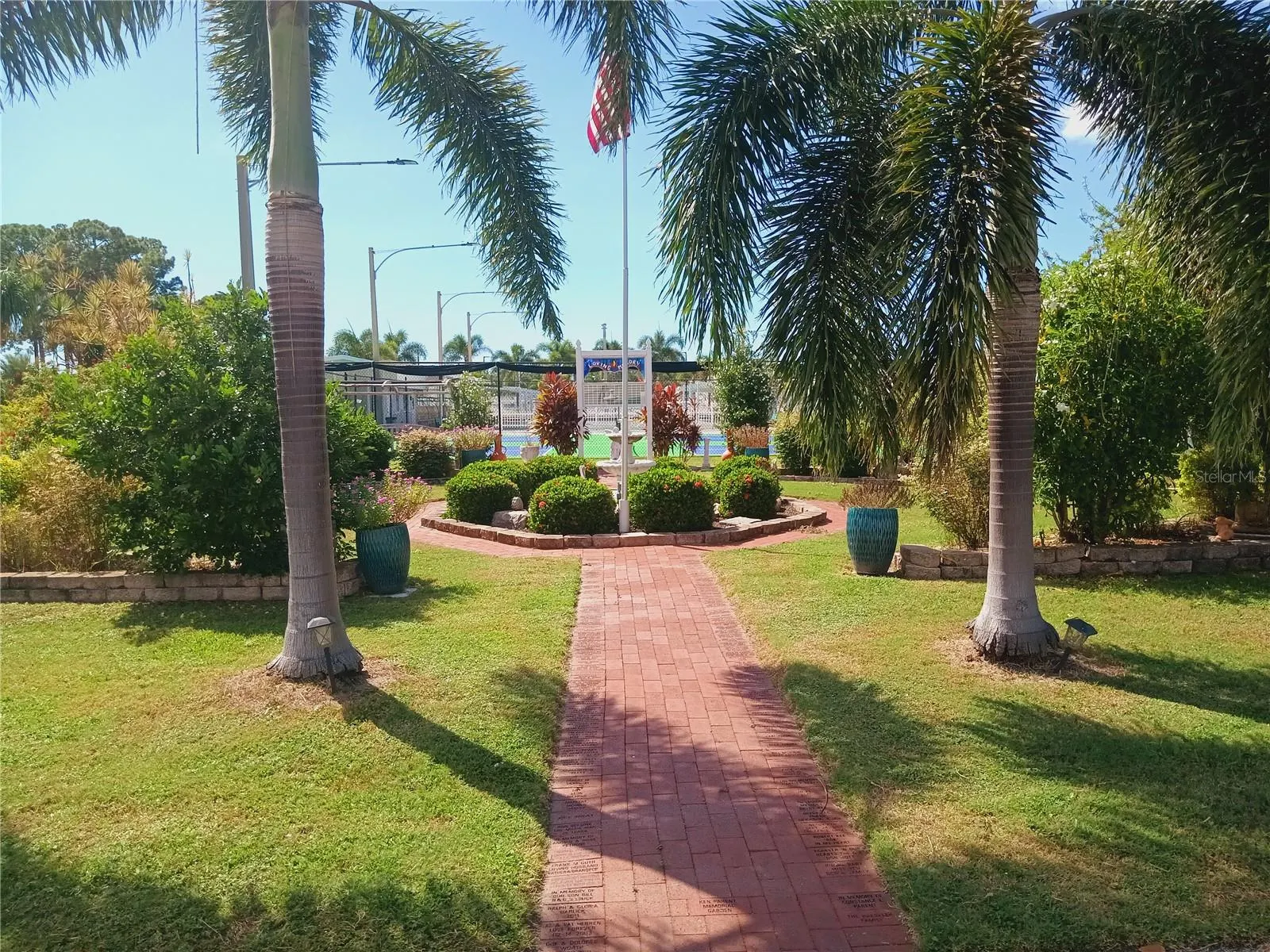 5007 BOCA RATON AVE