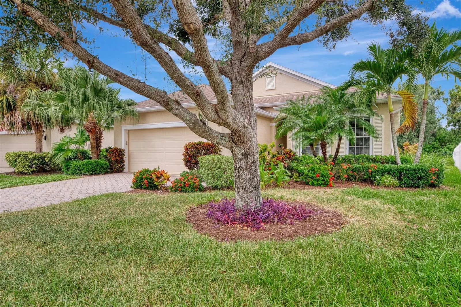 1434 BLUE HORIZON CIR