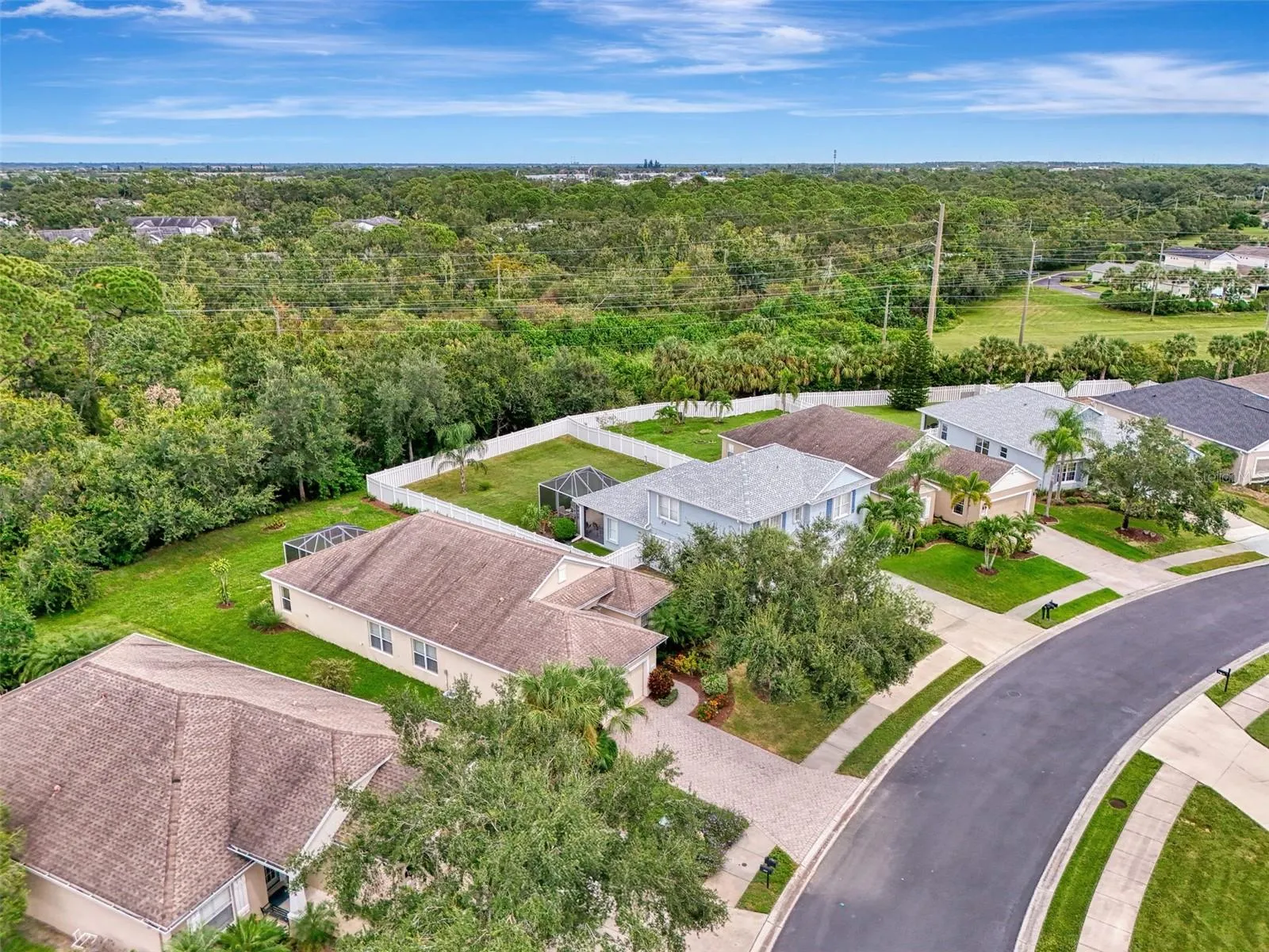 1434 BLUE HORIZON CIR