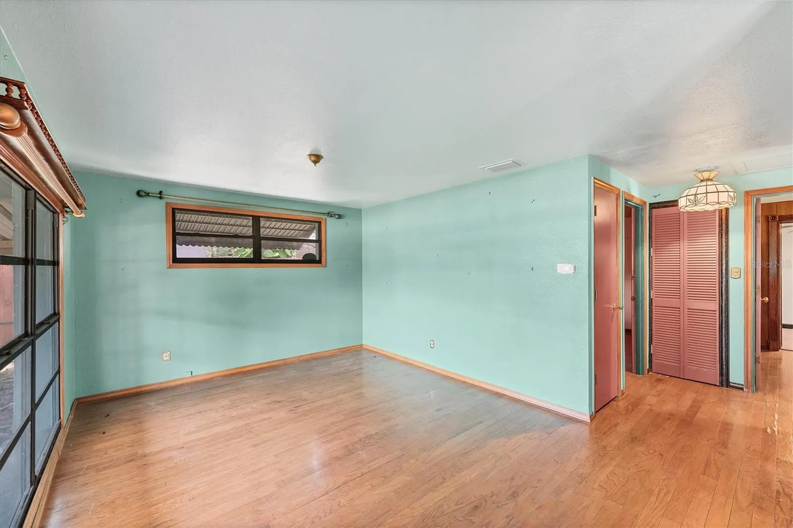 4423 56TH AVENUE TER E