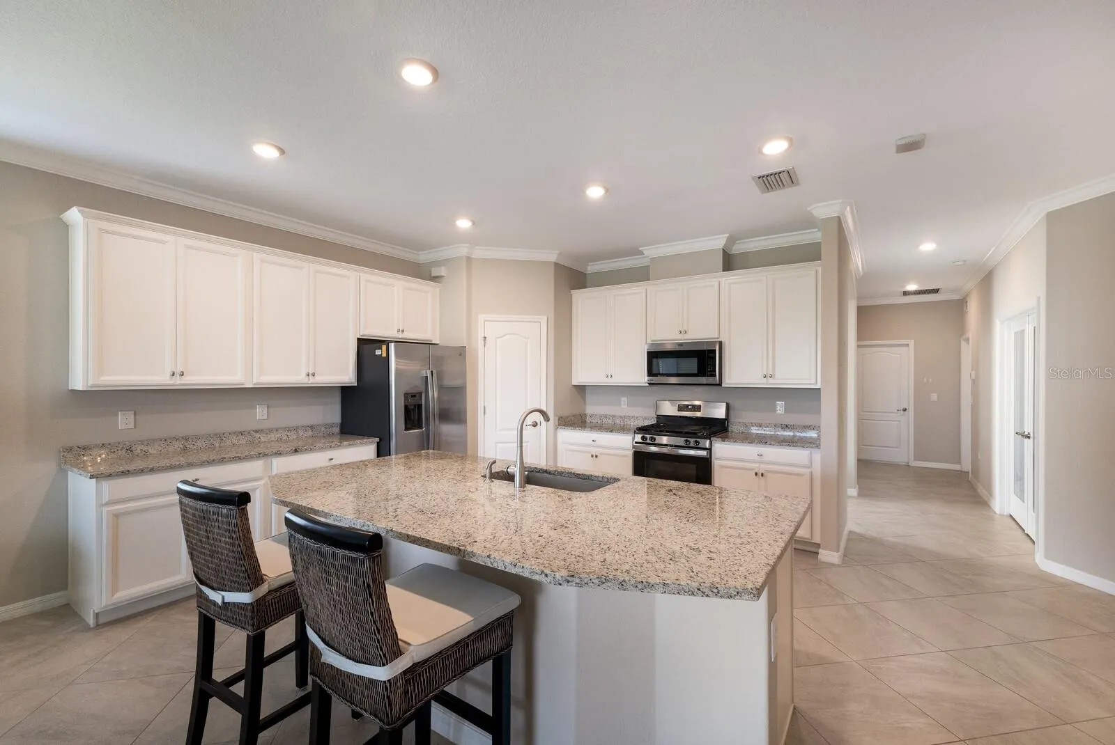 2607 AVOLET CT